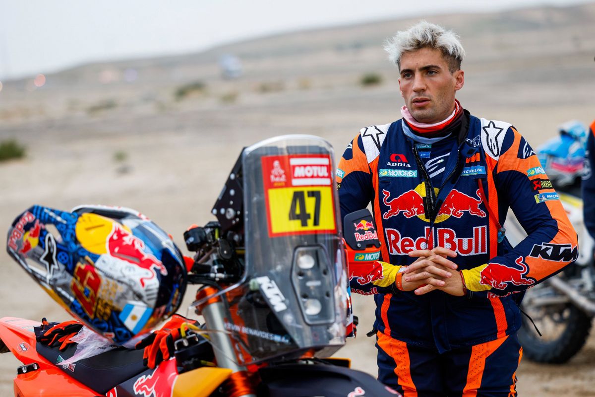 Kevin Benavides, ganador del Dakar 2023, se pierde el Abu Dhabi Desert Challenge por una grave lesión