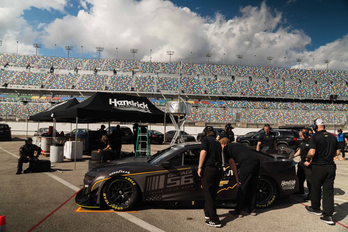 El NASCAR del Garaje 56 de Le Mans completa un primer test de 12 horas en Daytona