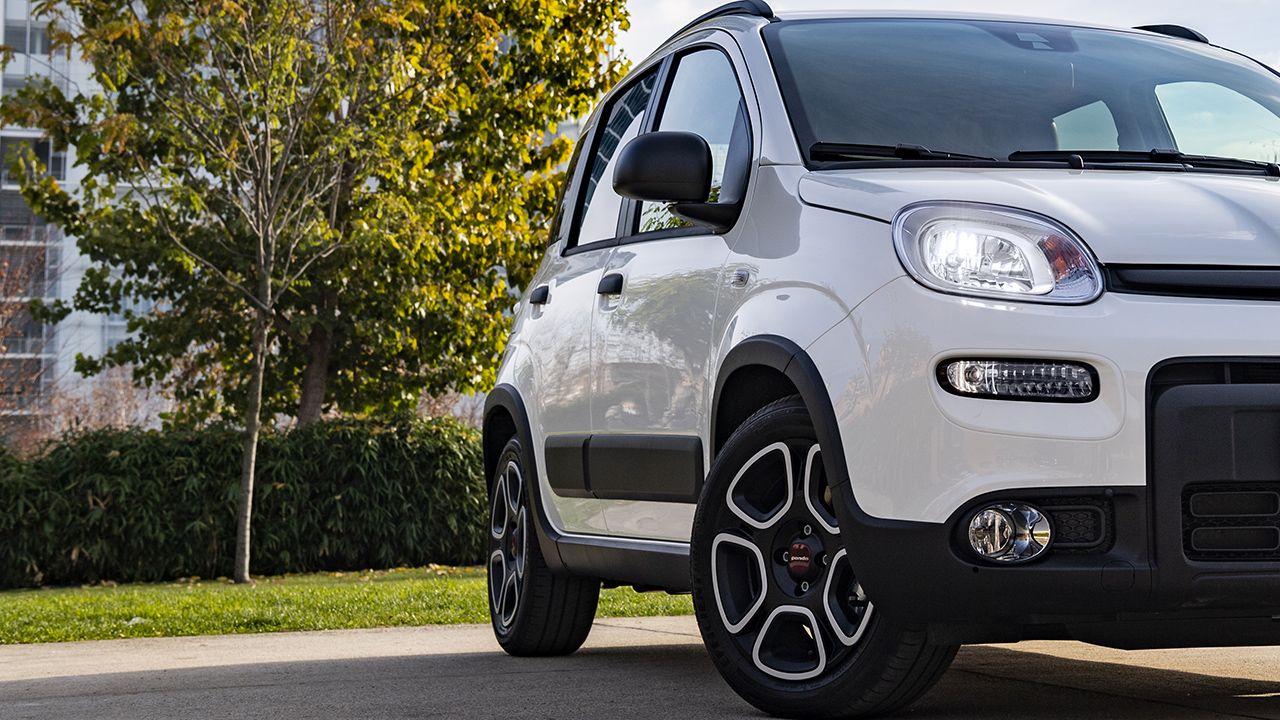 El coche más barato con etiqueta ECO está en oferta y se convierte en el chollo del momento