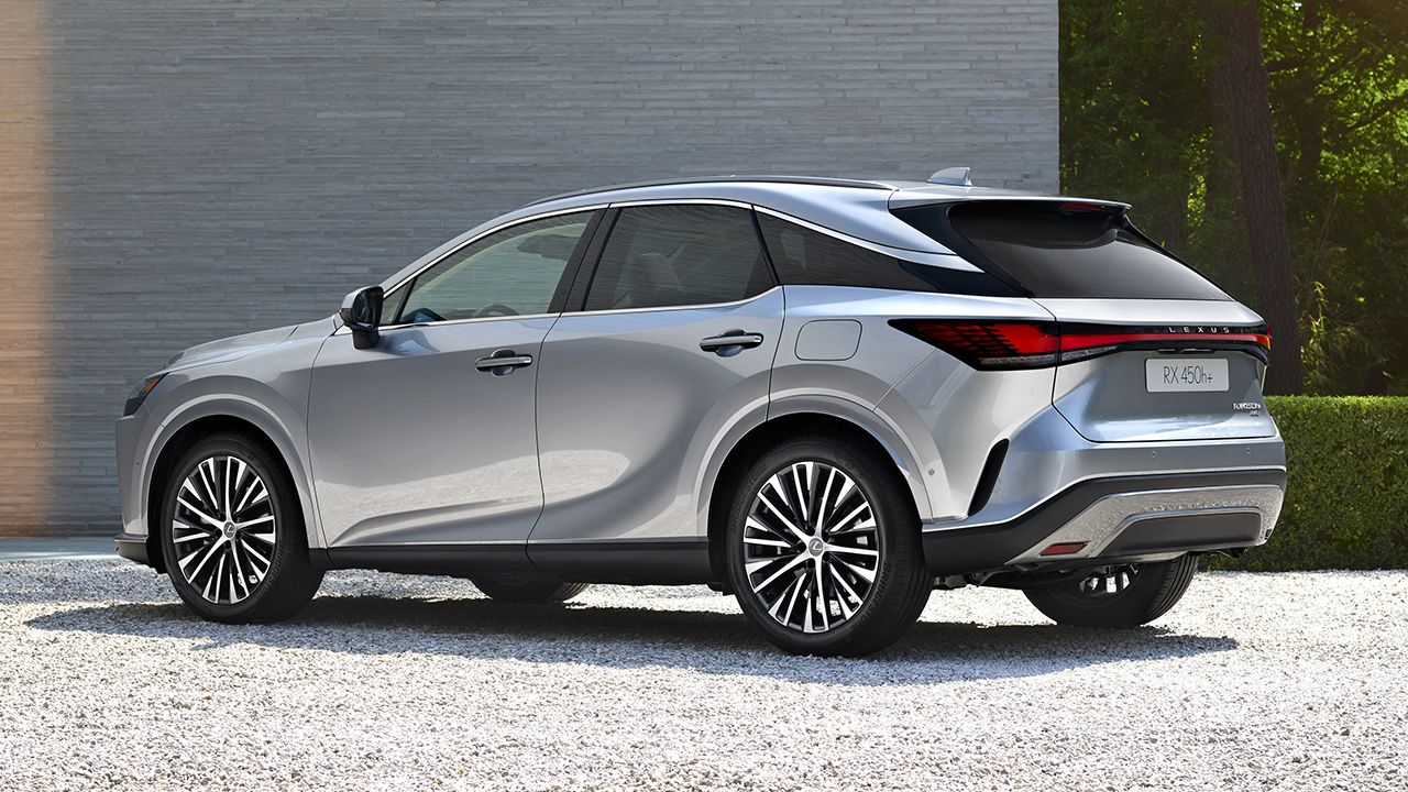 Lexus RX 450h+ - posterior