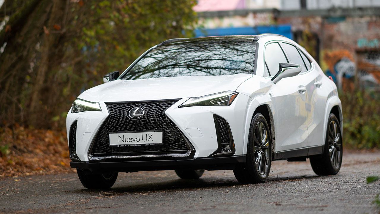 Lexus UX 250h