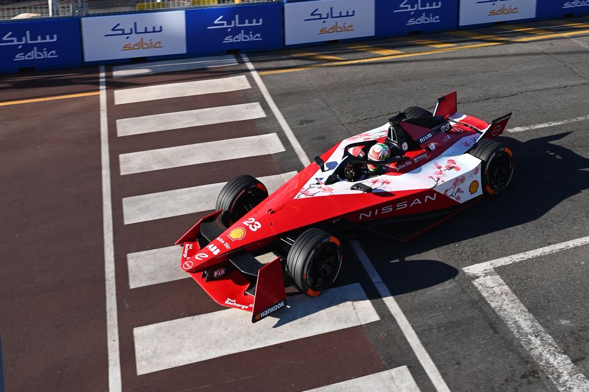 Pole de Sacha Fenestraz en el ePrix de Ciudad del Cabo, donde Mahindra y Abt CUPRA se dan de baja