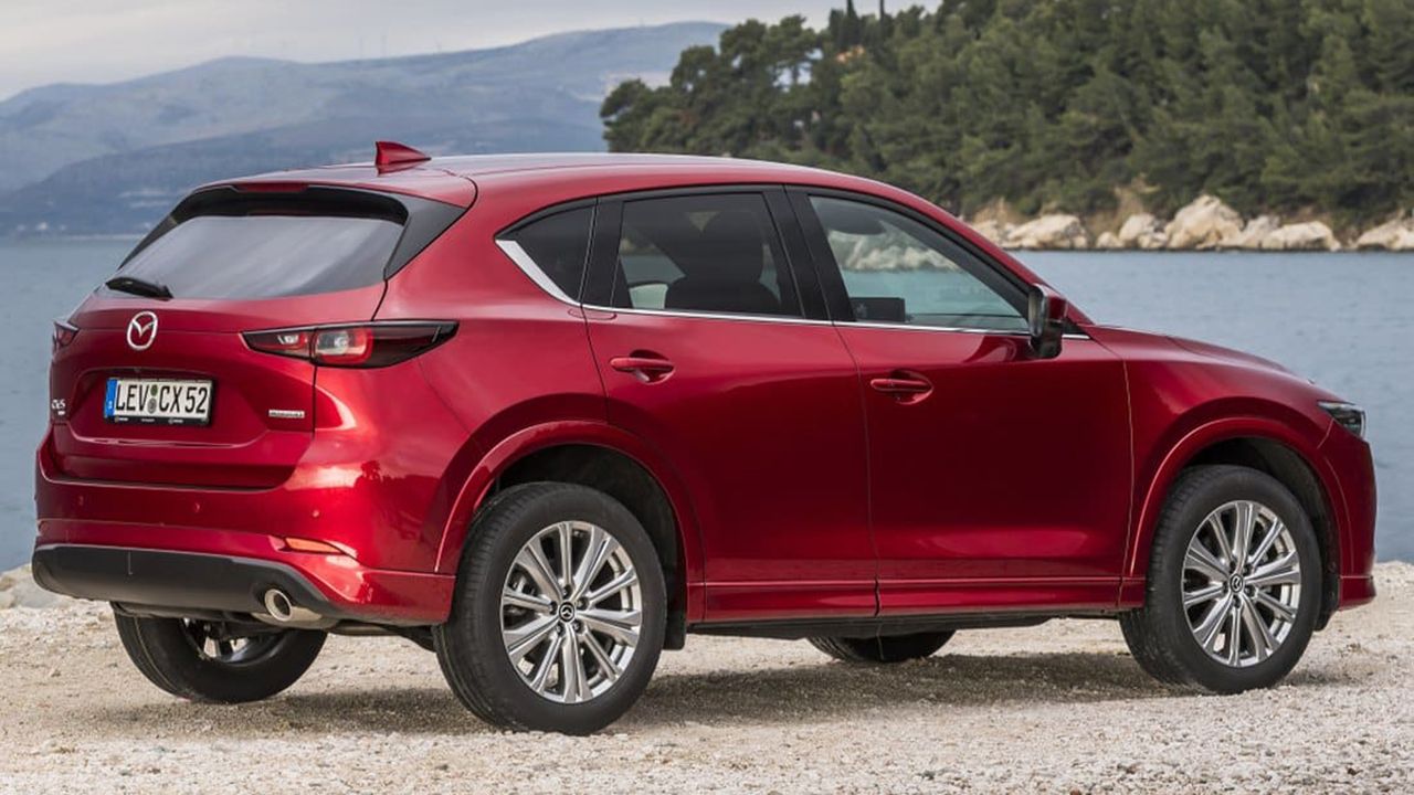 Mazda CX-5 2023 - posterior