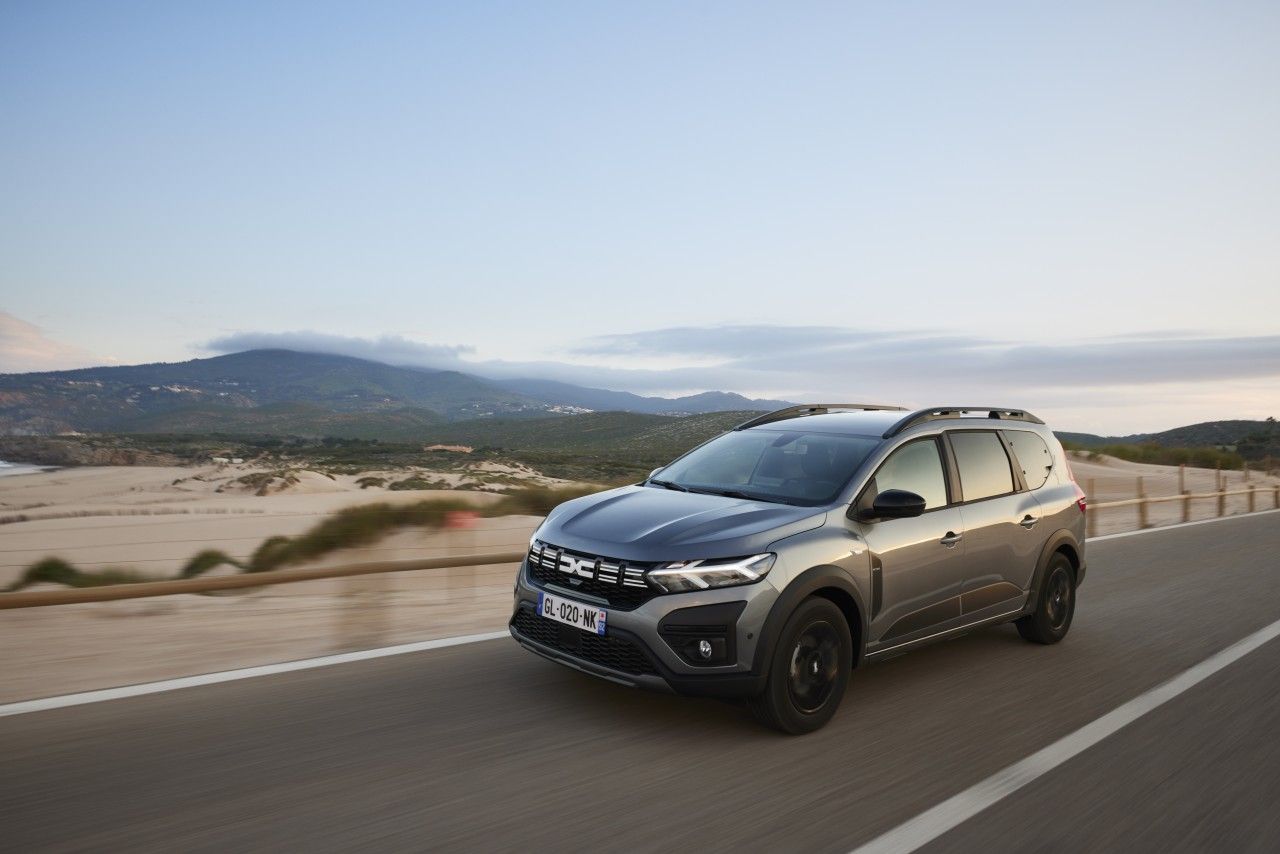 Prueba Dacia Jogger Hybrid, el primer híbrido de Dacia (con vídeo)