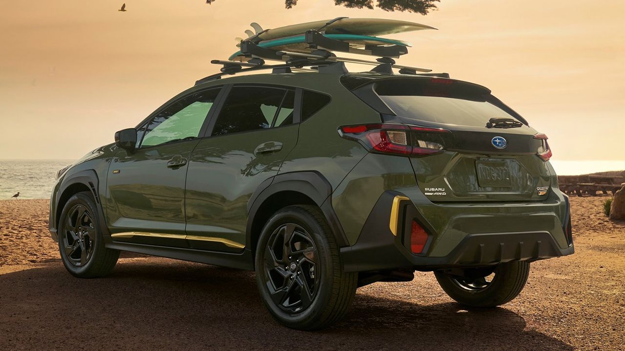 Subaru Crosstrek 2023 - posterior