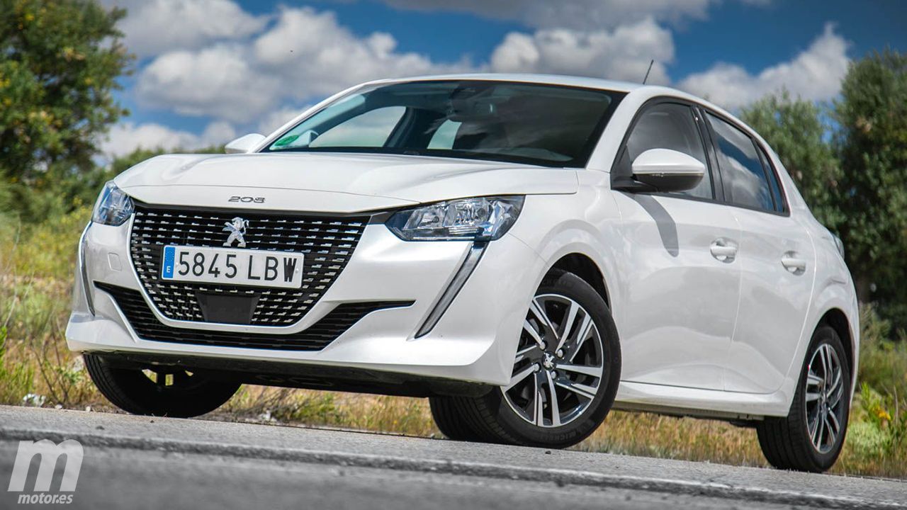 Europa - Diciembre 2022: El Peugeot 208 termina con el reinado del Volkswagen Golf