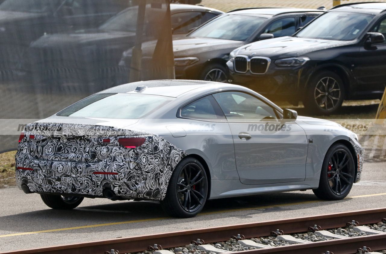 Foto espía BMW Serie 4 Coupé Facelift 2024