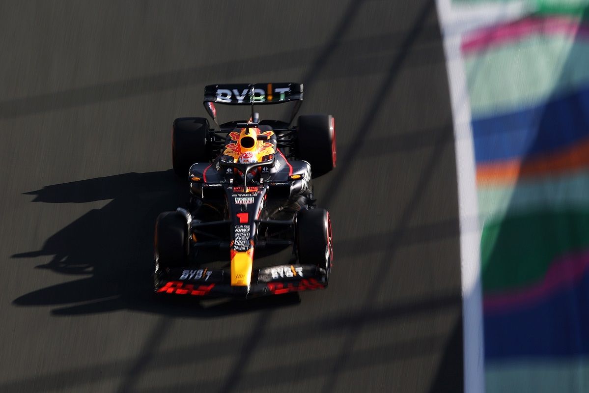 Max Verstappen y Red Bull amplían su dominio antes de la clasificación; Fernando Alonso sigue tercero