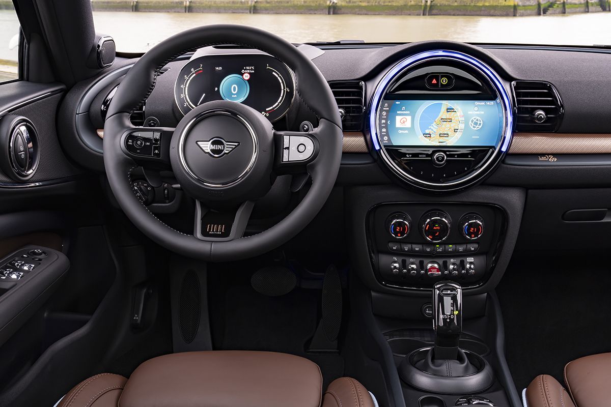 MINI Clubman Final Edition interior