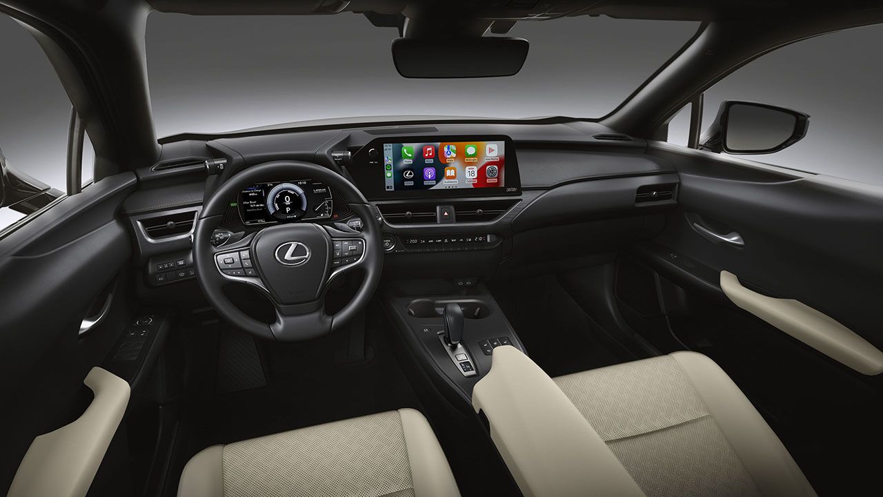 Lexus UX 300e - interior