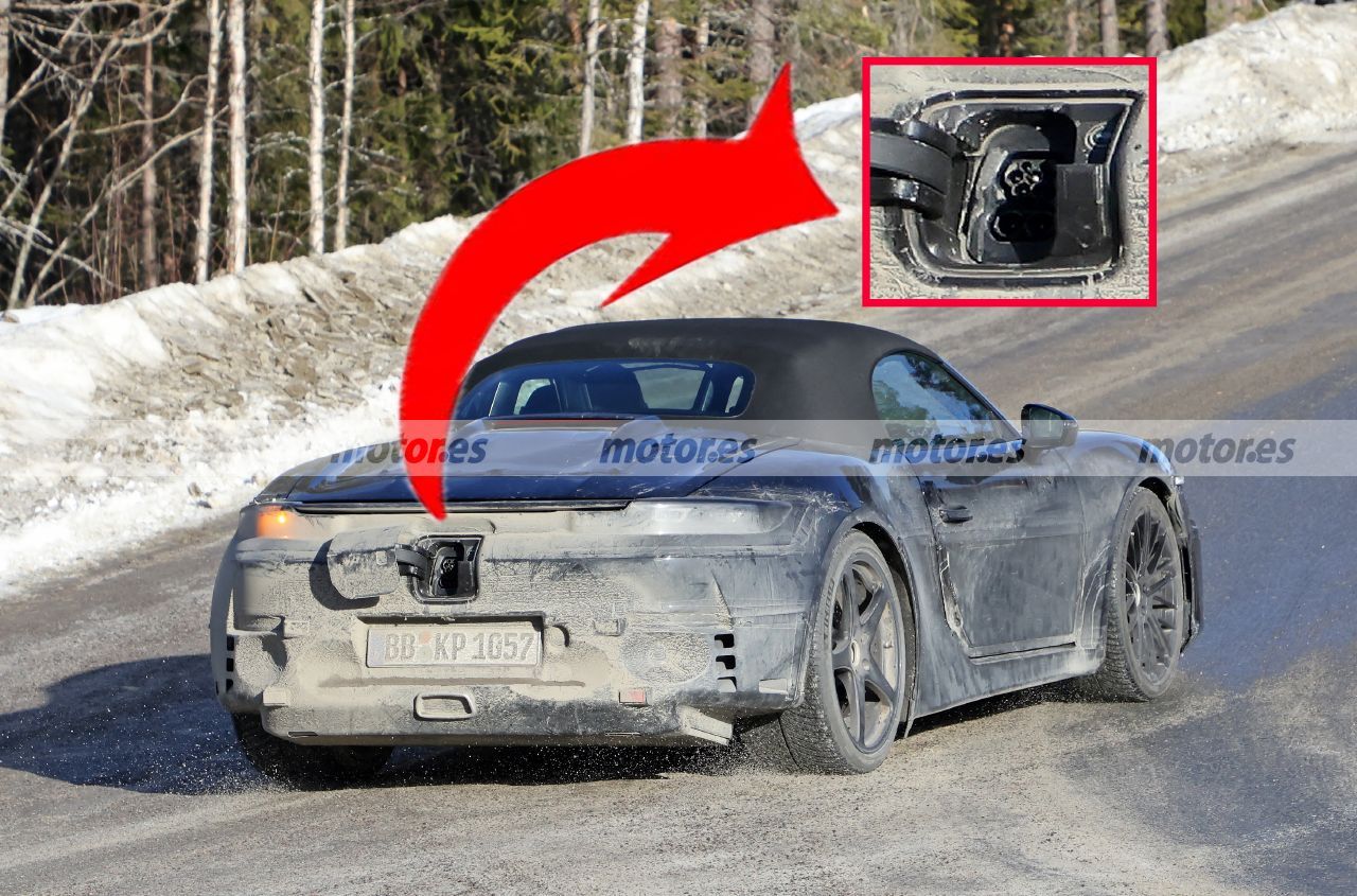 El futuro Porsche 718 Boxster E revela un interesante detalle en estas nuevas fotos espía