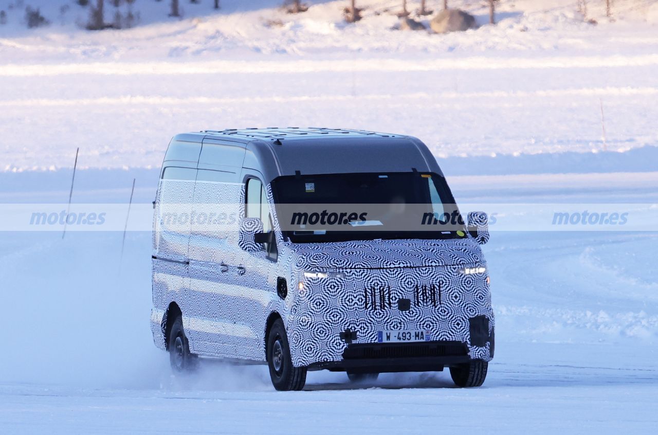 Renault prepara su respuesta a la Ford E-Transit con la Master E-Tech Electric, su furgoneta eléctrica llega en 2024