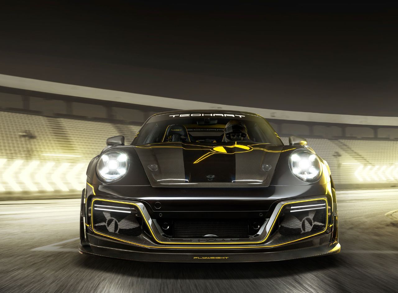 El TECHART GTstreet R transforma al Porsche 911 Turbo S con el nuevo paquete Flyweight y especificaciones FIA