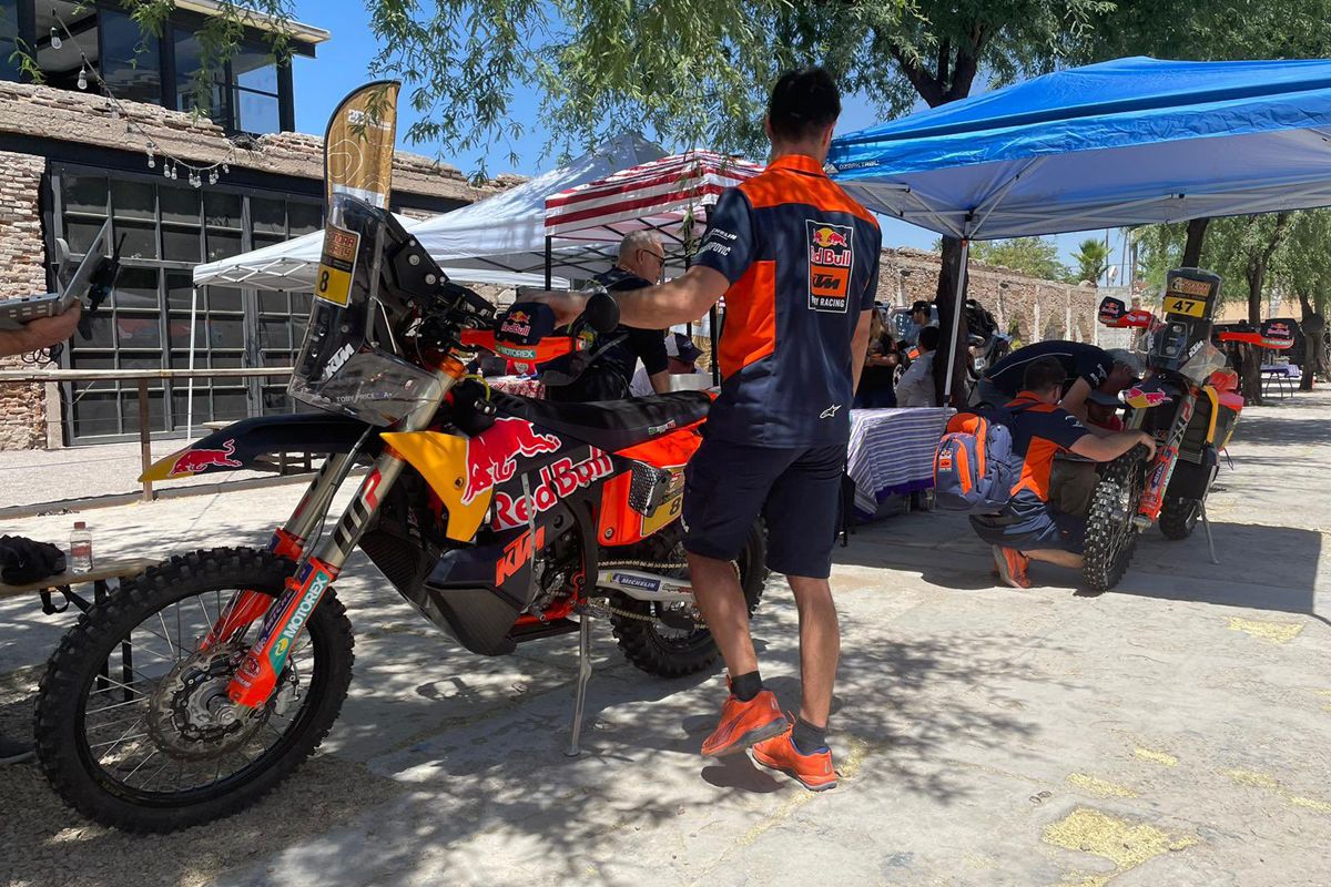 El duelo de Sébastien Loeb y Nasser Al-Attiyah por el Mundial de Rally-Raid continúa en el Sonora Rally