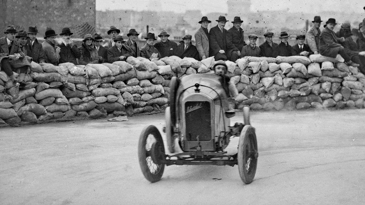 El Garage Banville, una carrera al cielo de París