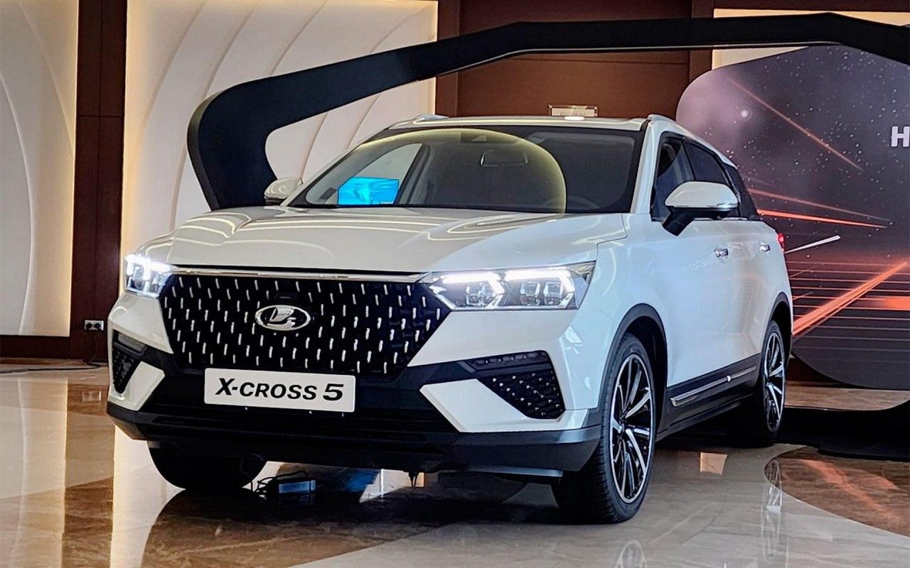 El Lada X-Cross 5 es un remarcado ruso del FAW Bestune T77 chino