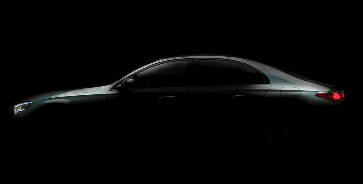 El esperado Mercedes Clase E W214 ya tiene fecha de presentación, una berlina de lujo cargada de novedades