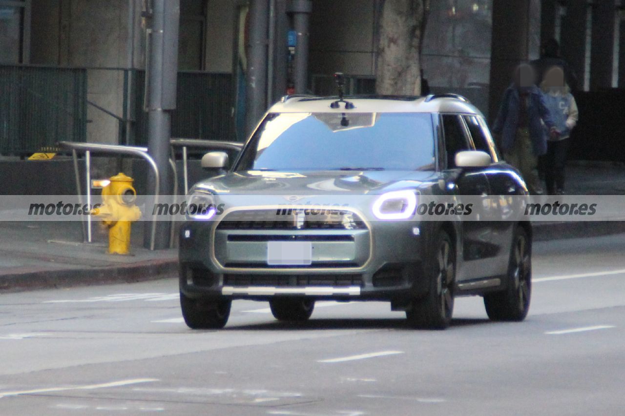 El nuevo MINI Countryman al desnudo, fotos espía del SUV compacto, eléctrico o no, que promete hacer historia