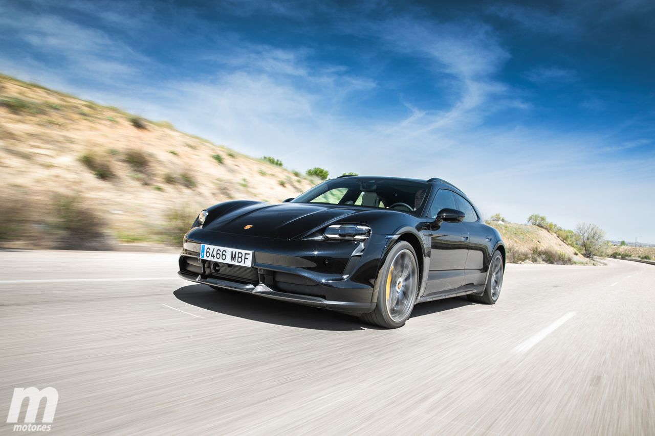 Prueba Porsche Taycan Cross Turismo Turbo S, no es una lavadora