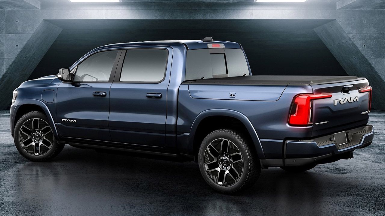 RAM 1500 REV - posterior