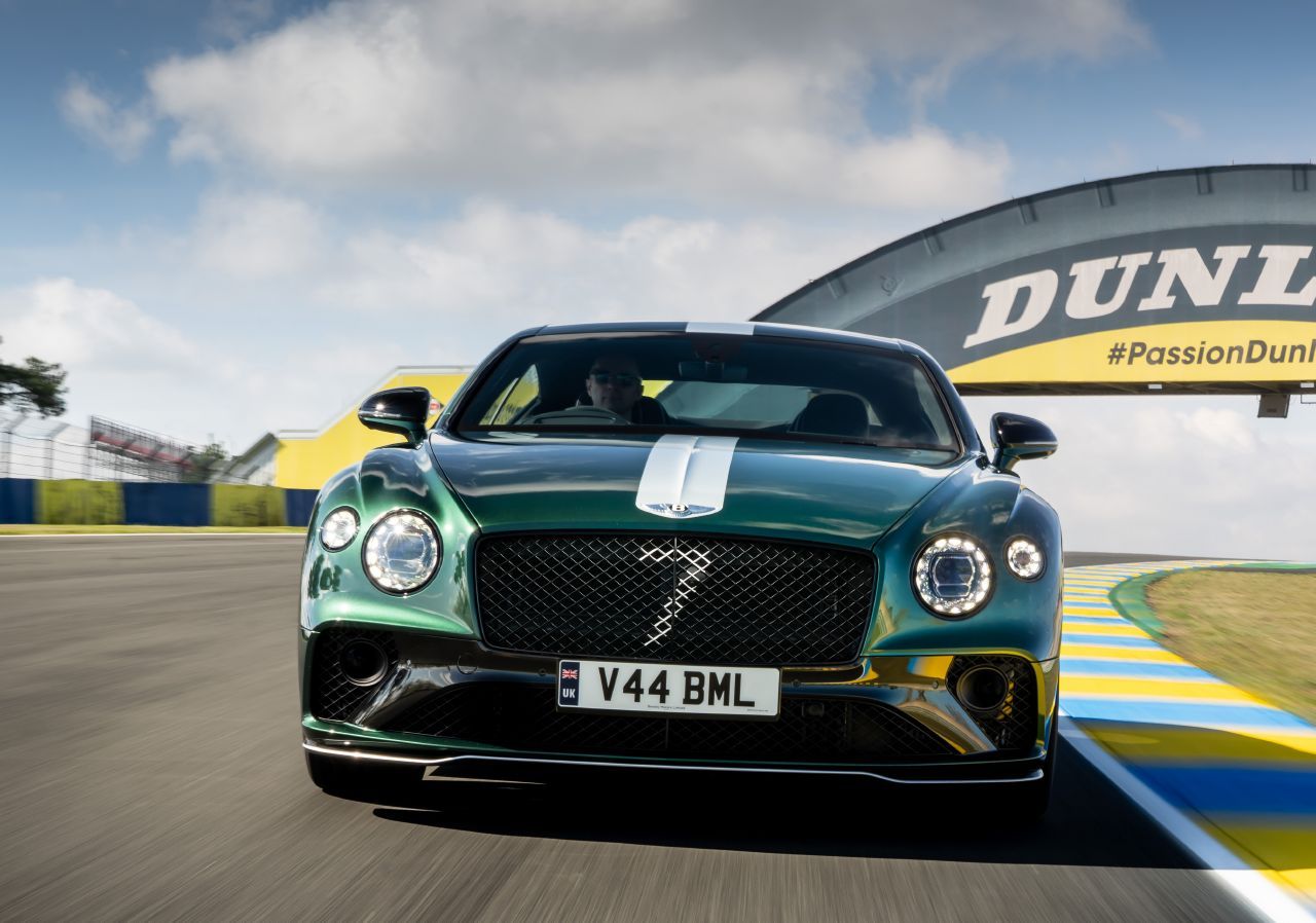 Los Bentley Continental GT y GTC rinden homenaje en el 20º aniversario del último éxito de la marca en Le Mans