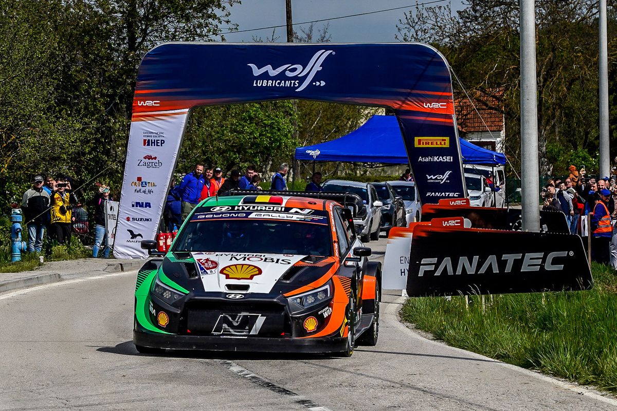 Thierry Neuville aprovecha el complejo inicio de Rally de Croacia de Toyota