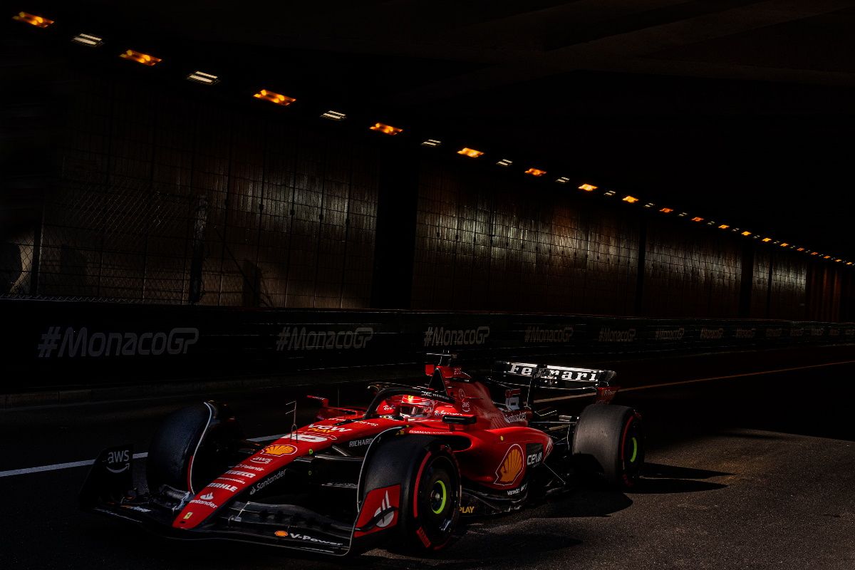 Charles Leclerc pierde la tercera posición tras ser sancionado por un incidente con Lando Norris 