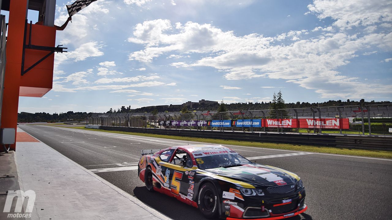 Vladimiros Tziortzis ganó las dos carreras de la EuroNASCAR 2