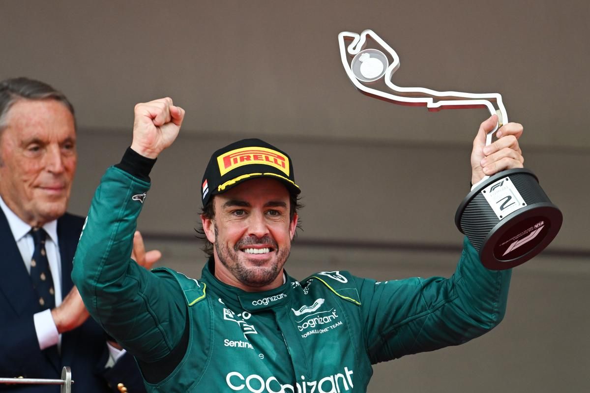 Fernando Alonso: «Muchos aficionados que vienen de Netflix están sorprendidos de verme pelear arriba»