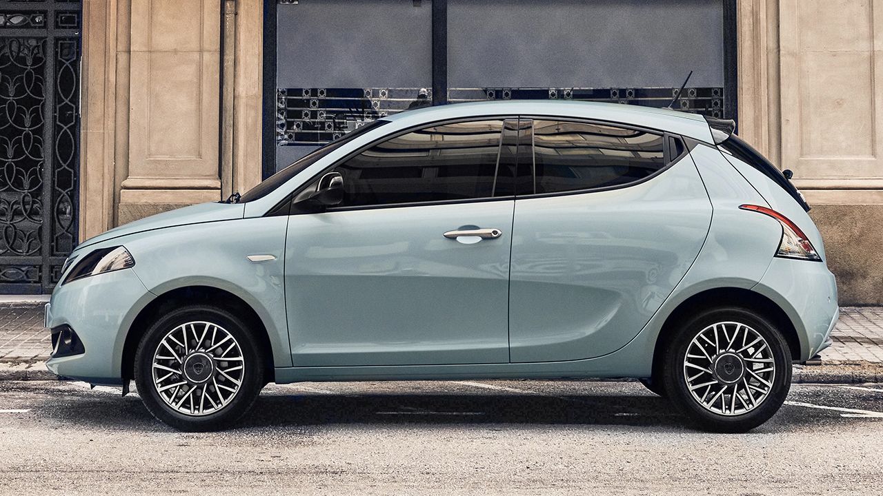 El primer coche eléctrico de Lancia se fabricará en España, Stellantis decide producir el nuevo Ypsilon en Figueruelas