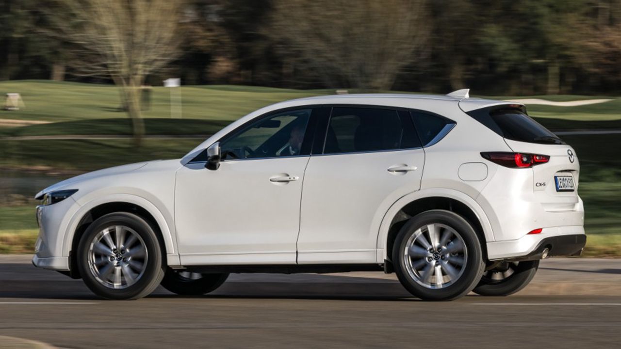 Mazda CX-5 - lateral