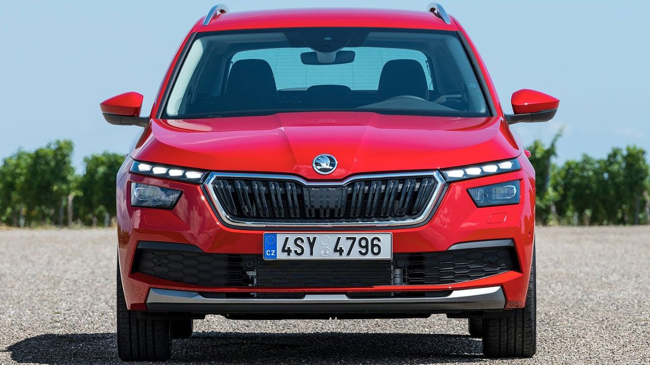 5.500 euros de descuento para el Skoda más vendido en España, un SUV pequeño muy bien equipado