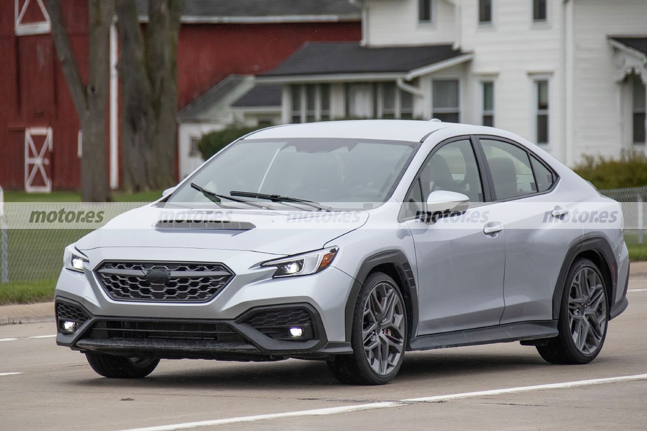 El Subaru WRX tS se prepara en Estados Unidos, unas misteriosas fotos espía apuntan a una versión más deportiva