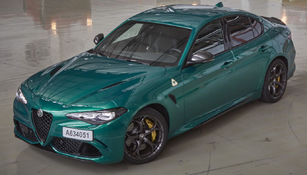 El Alfa Romeo Giulia Quadrifoglio celebra tres aniversarios de leyendas en la marca, entre ellos el del sublime 4C