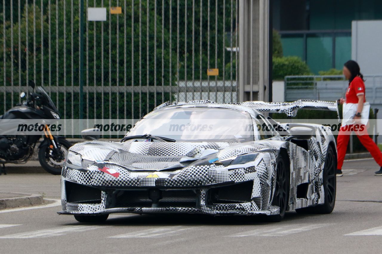 El nuevo hypercar de Ferrari revela una brutalidad extrema, el sucesor del LaFerrari cazado en Maranello