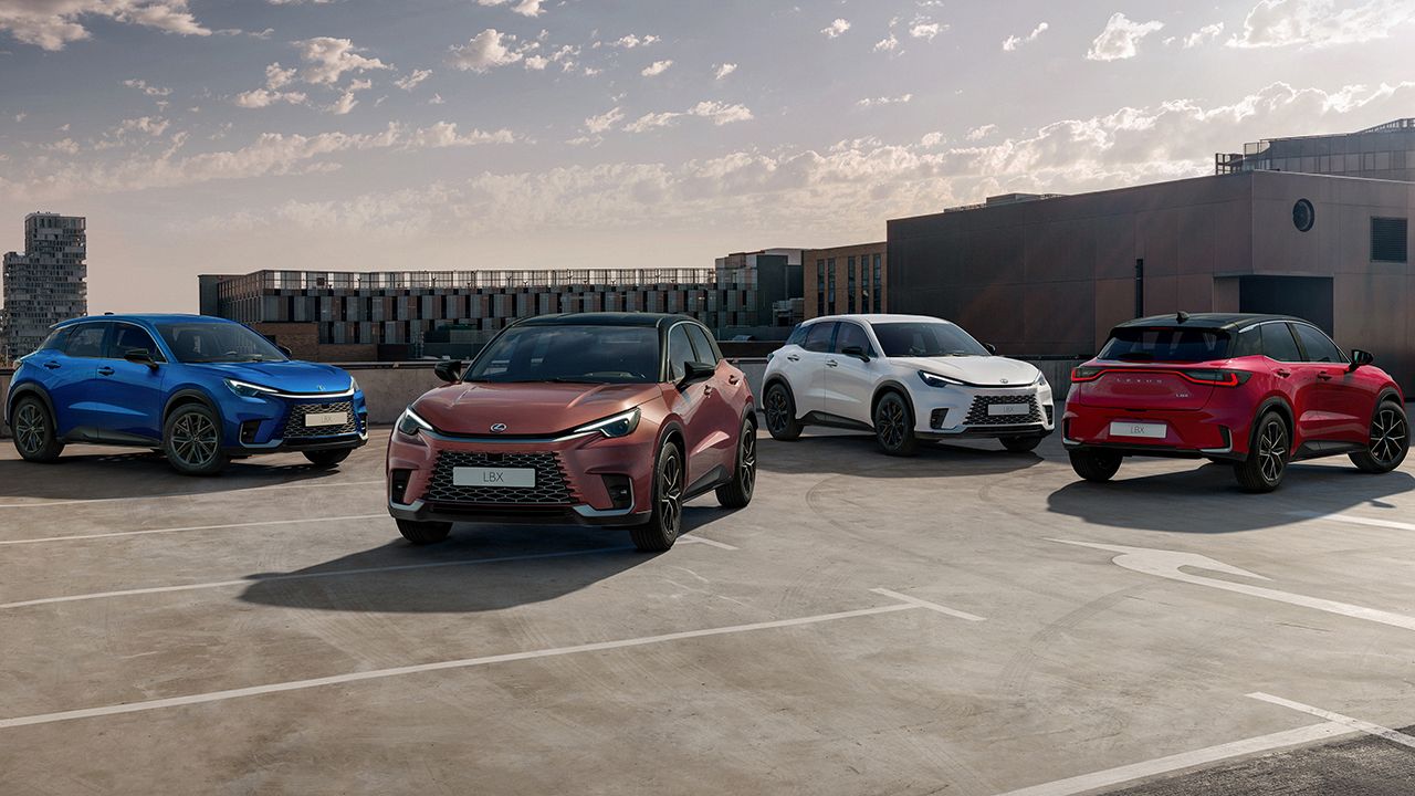 La gama del nuevo Lexus LBX, hasta cuatro «estilos» para que el pequeño SUV híbrido de lujo derroche personalidad propia