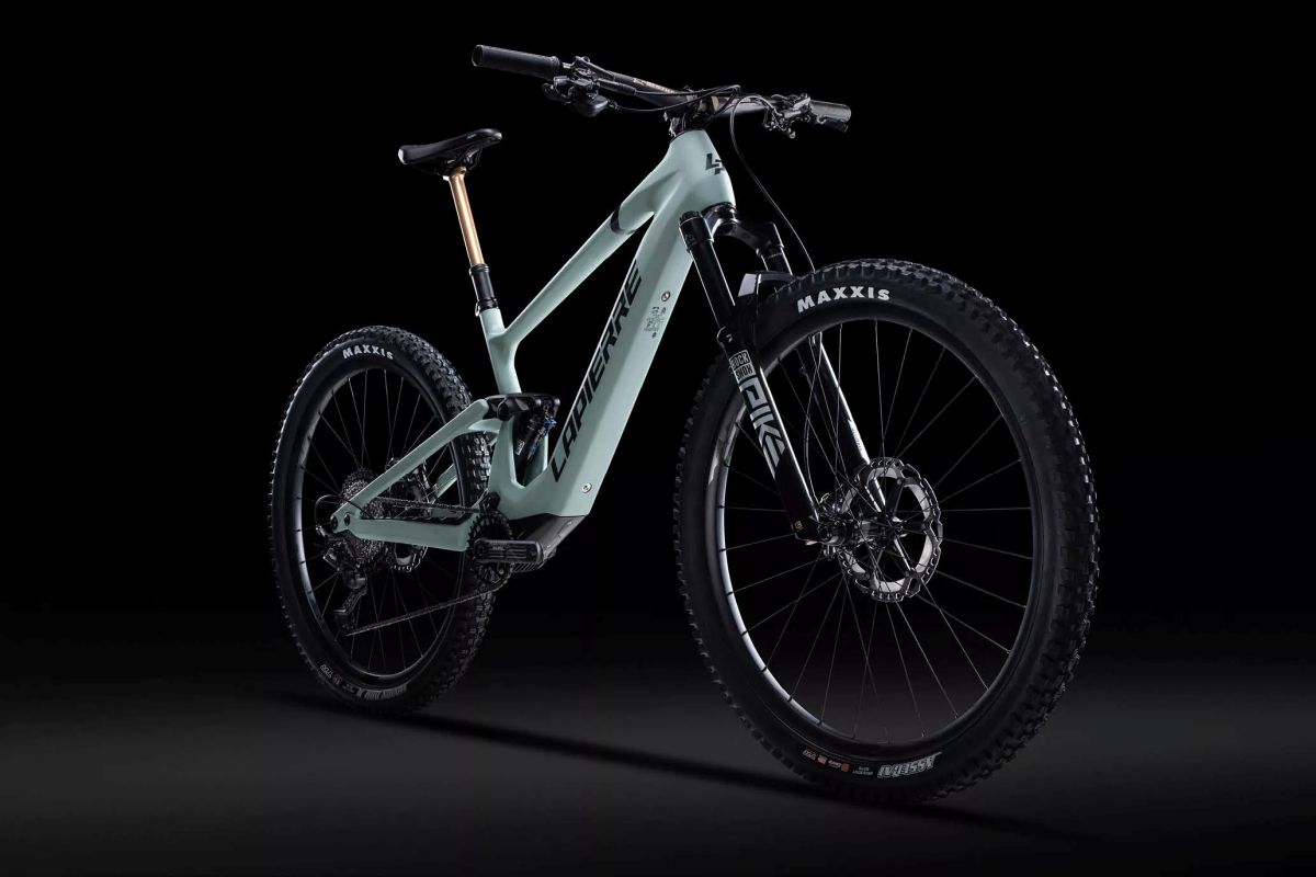 Lapierre E-Zesty 2023 eMTB: 18 kg, doble suspensión y batería de hasta 540 Wh