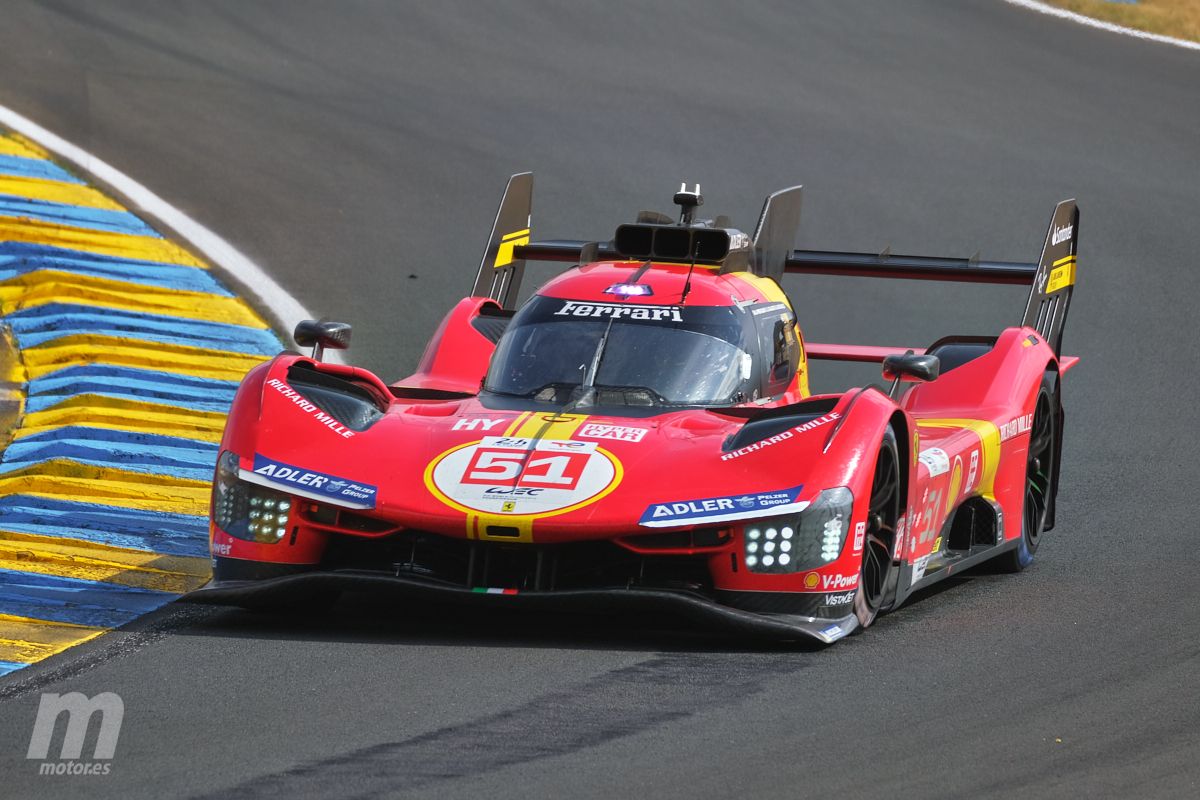 Lluvia, caos y alternancias en el primer tercio de carrera de las 24 Horas de Le Mans