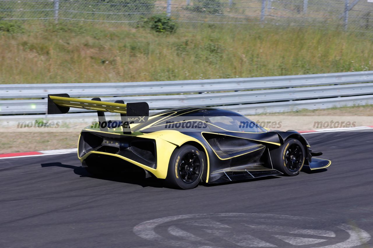 Fotos espía Lotus Evija X en Nürburgring