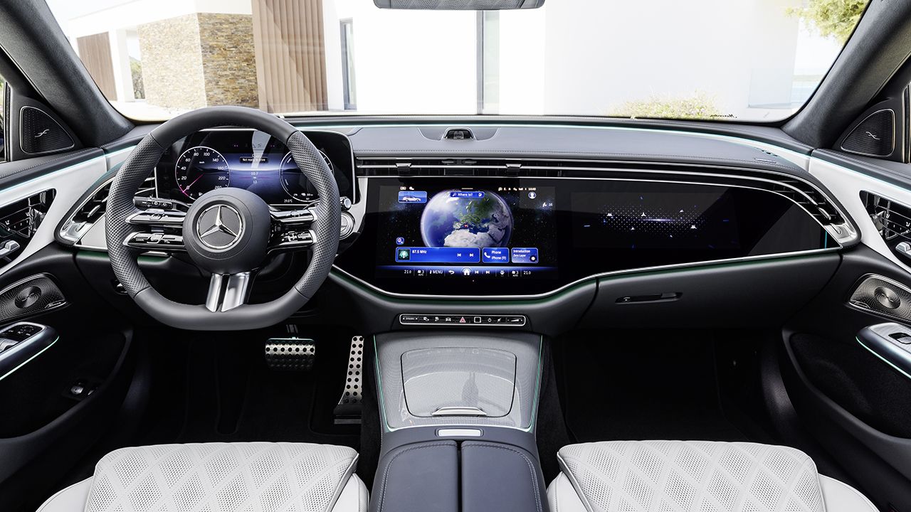 Mercedes Clase E Estate 2024 - interior