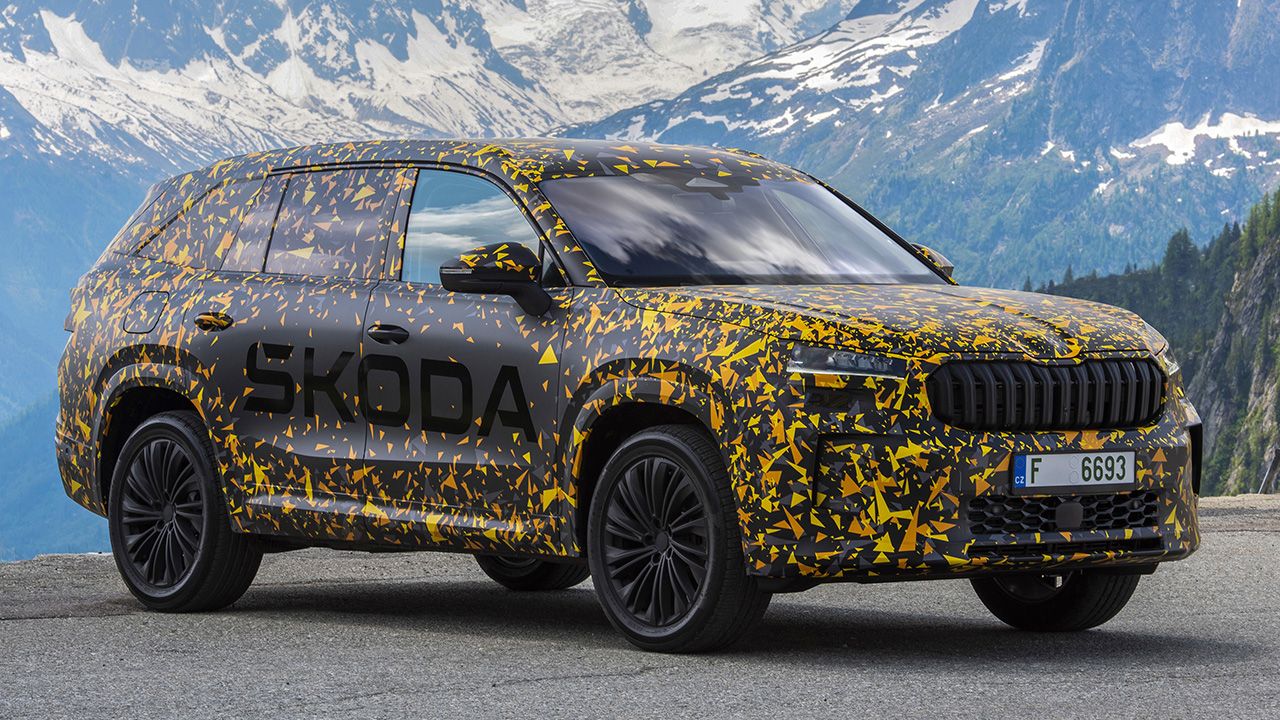 Más de 100 km de autonomía eléctrica y 204 CV, el nuevo Skoda Kodiaq 2024 es un SUV electrificado, digital y conectado