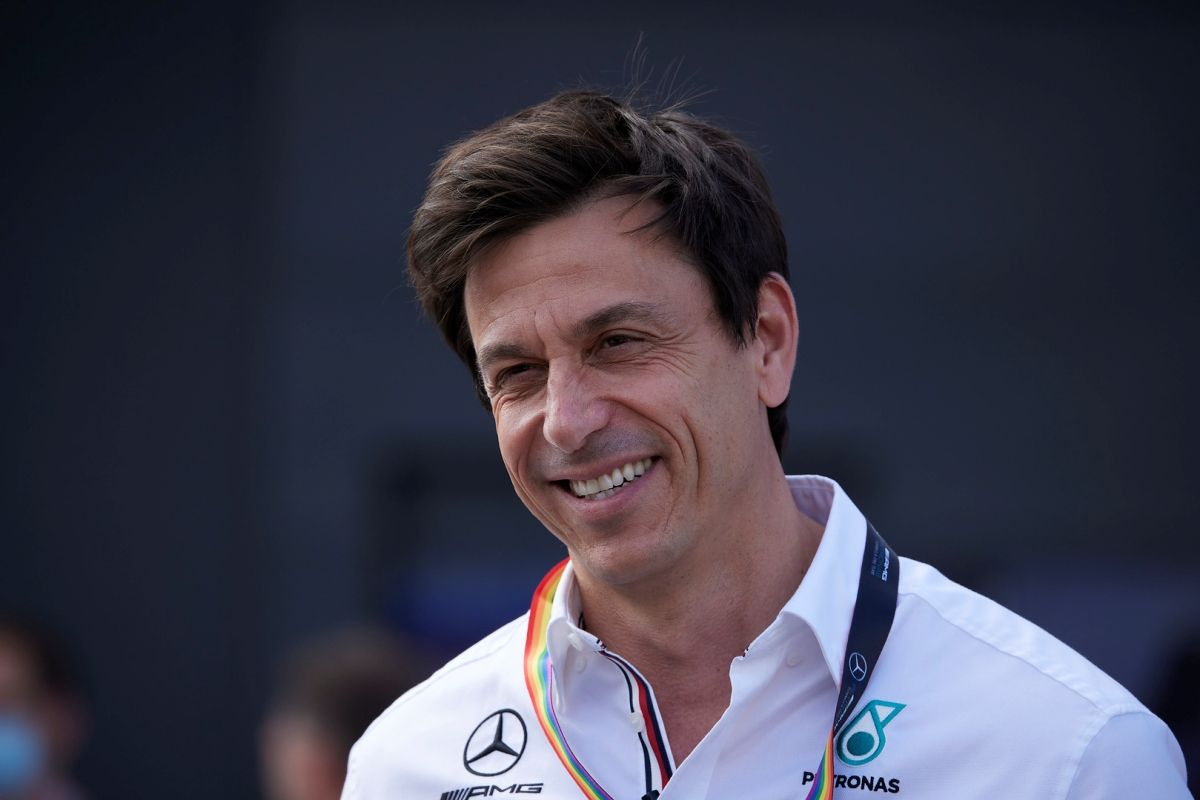 Toto Wolff analiza el acuerdo entre Aston Martin y Honda: «No tiene nada que ver con el motor»