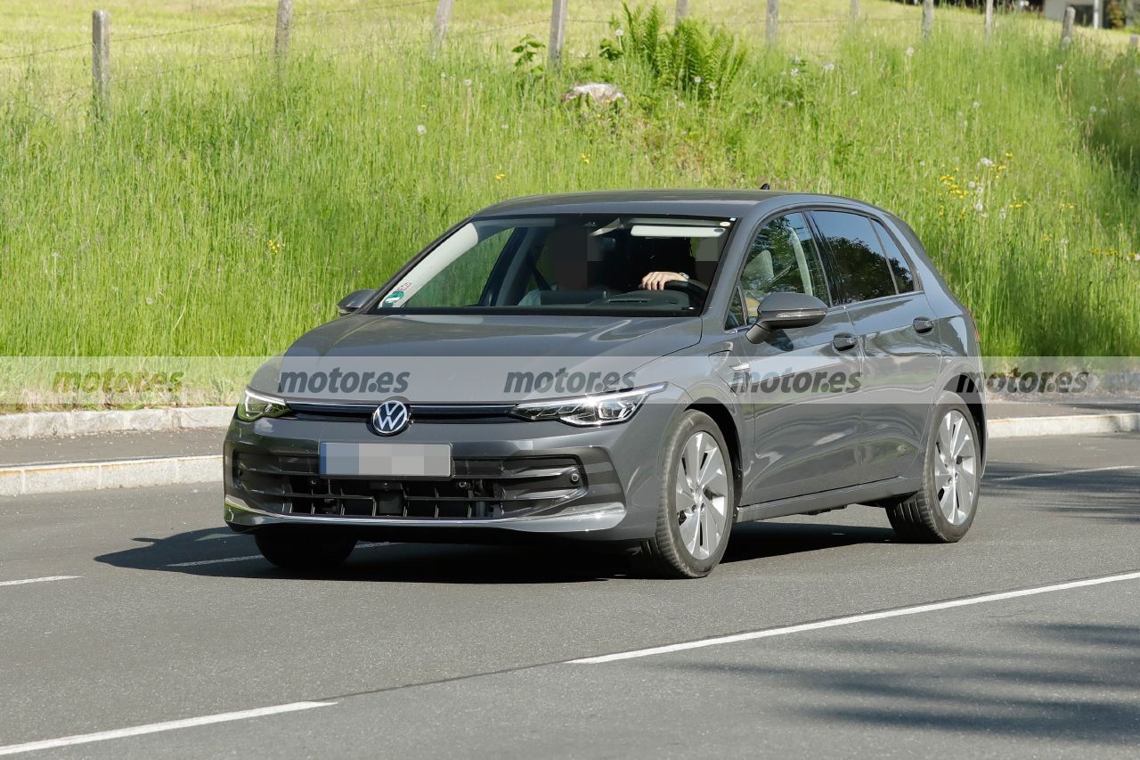 Fotos espía Volkswagen Golf Facelift 2024