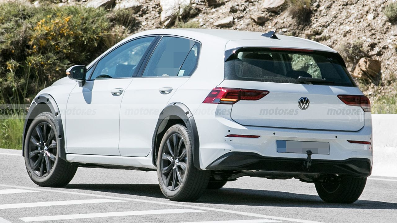 Volkswagen T-Roc 2025 - foto espía