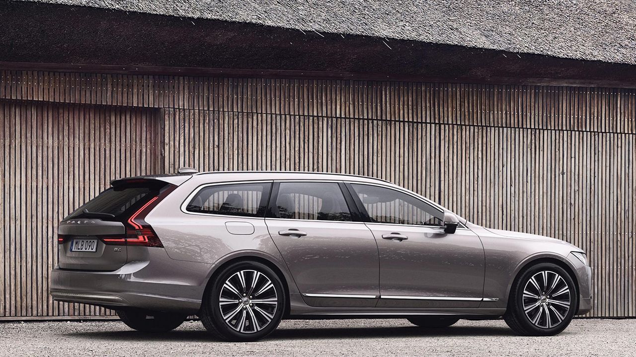 Volvo duda del futuro del V90, valora seguir ofreciendo familiares en la era de los SUV y los eléctricos