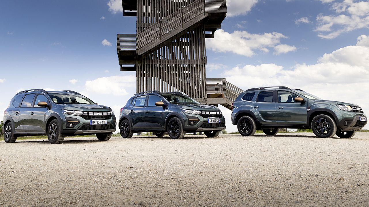 «Venderemos coches de gasolina hasta el último día», Dacia no renunciará al liderato del mercado de automóviles baratos