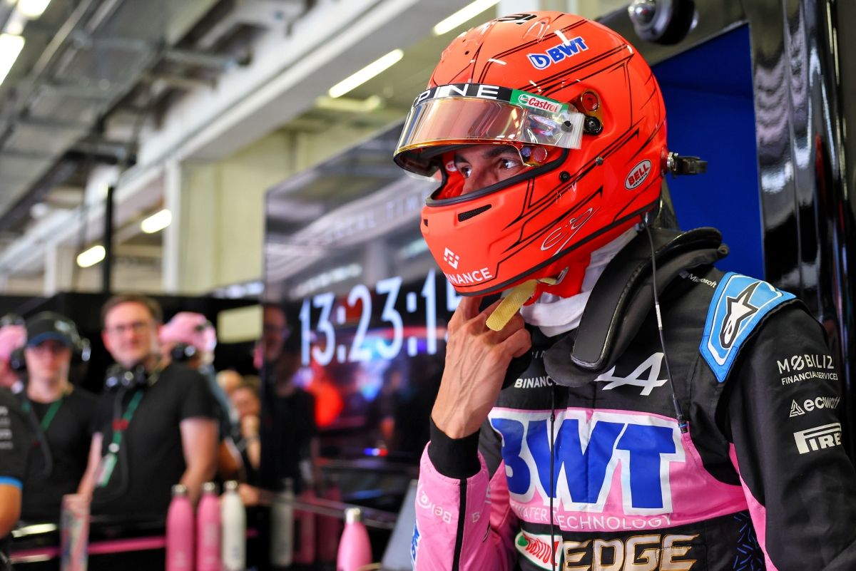 Esteban Ocon presumió de no haberse saltado los límites de pista ni una vez… antes de batir el récord de sanciones