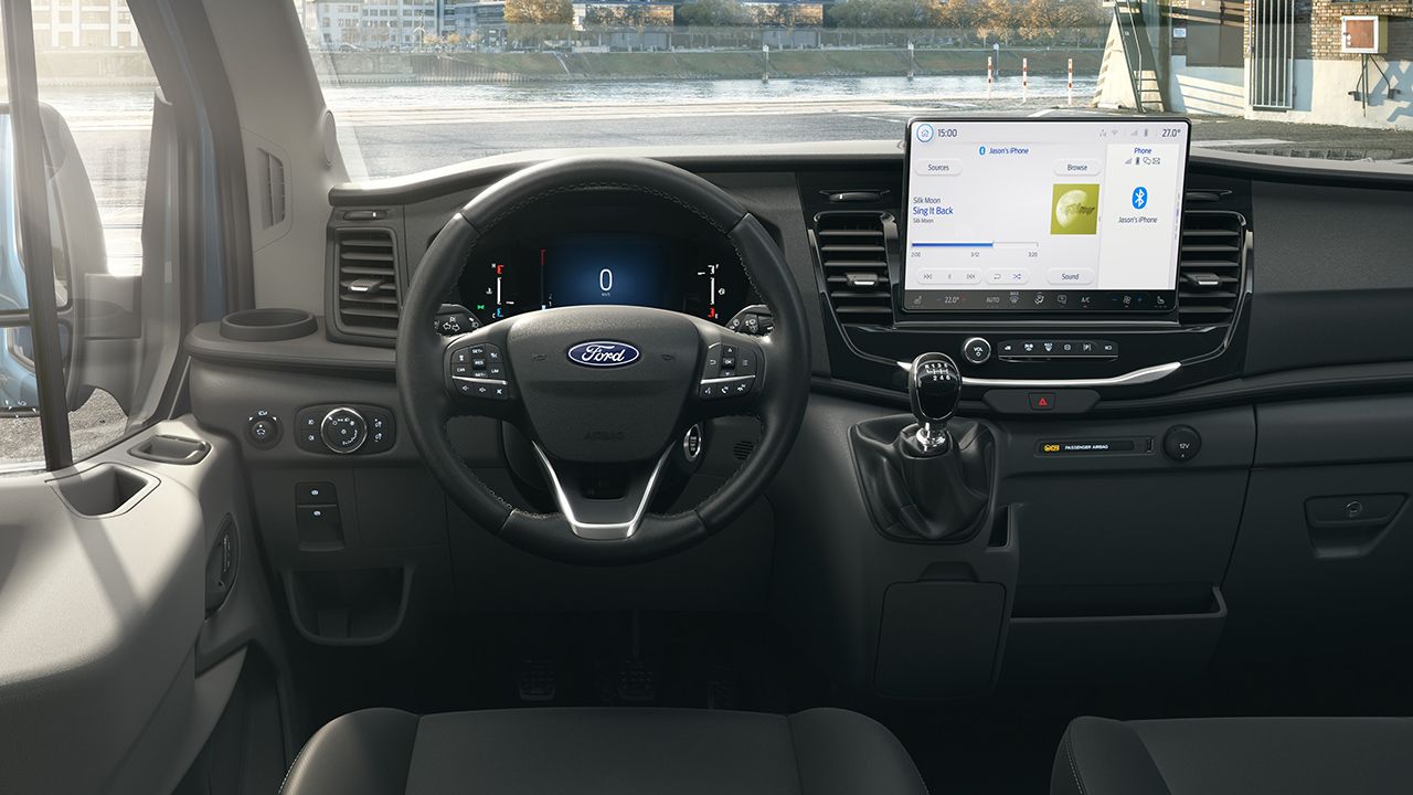 Ford Transit 2024 - interior