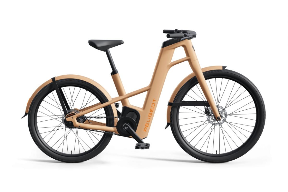 Peugeot profundiza en el mercado de las eBikes urbanas, y lo hace con diseños muy llamativos