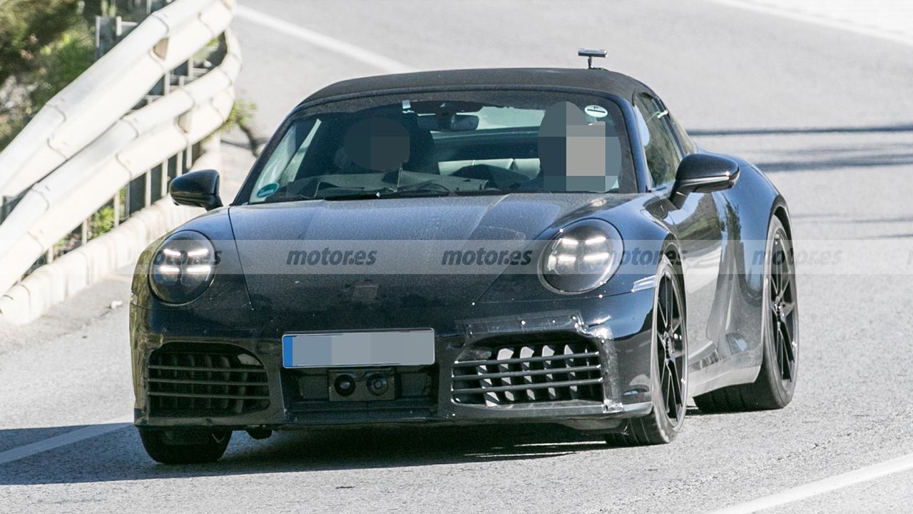 Porsche 911 Targa 2024 - foto espía frontal